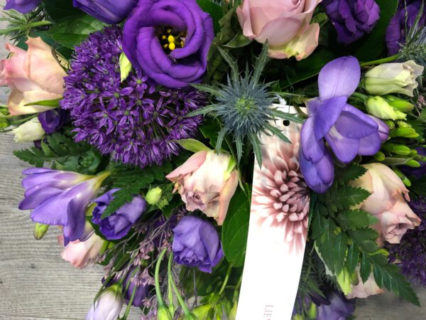 Rouwstuk Freesia - Afbeelding 2