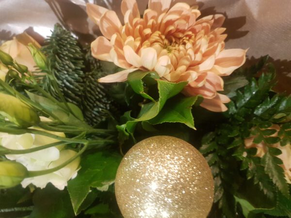 .Kerstboeket zalm groot - Afbeelding 2