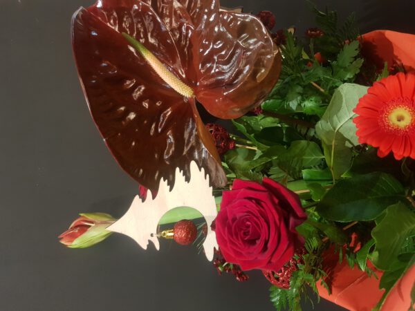 .Kerstboeket Rood Pluk